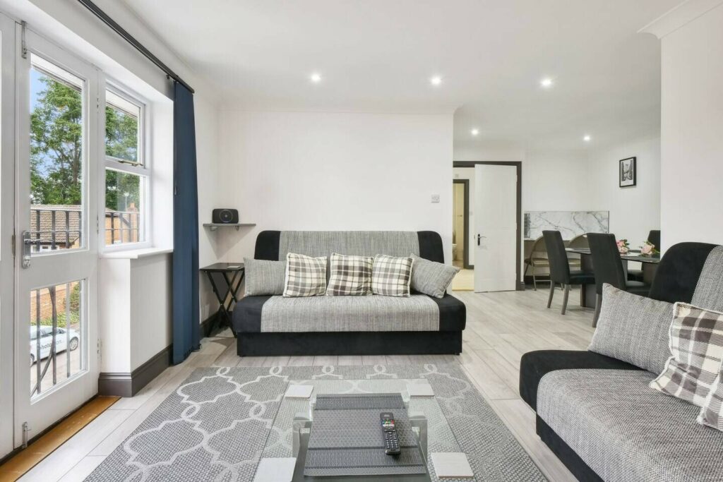 Contractor Accommodation in Woking - Alexandra Gardens